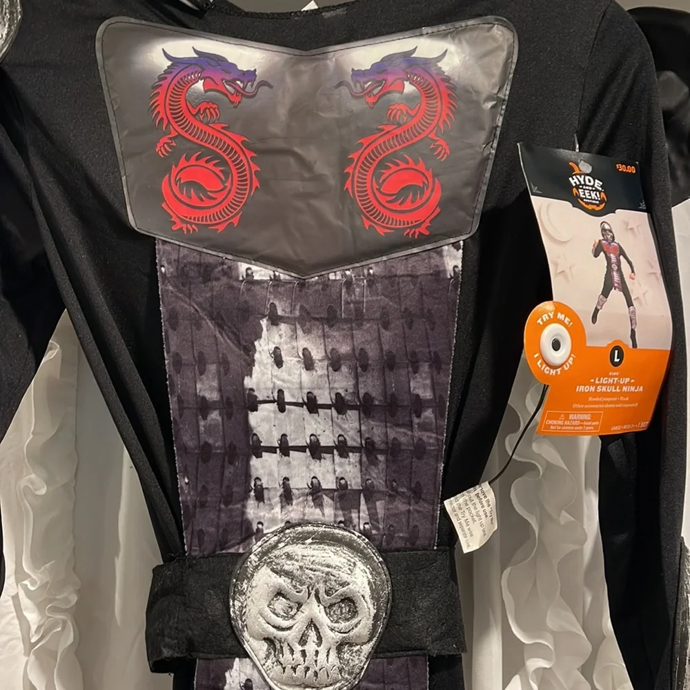 NWT- kids ninja light up iron skull costume